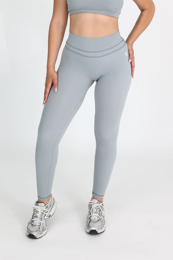 Helanke Core Essentials Cloud Grey