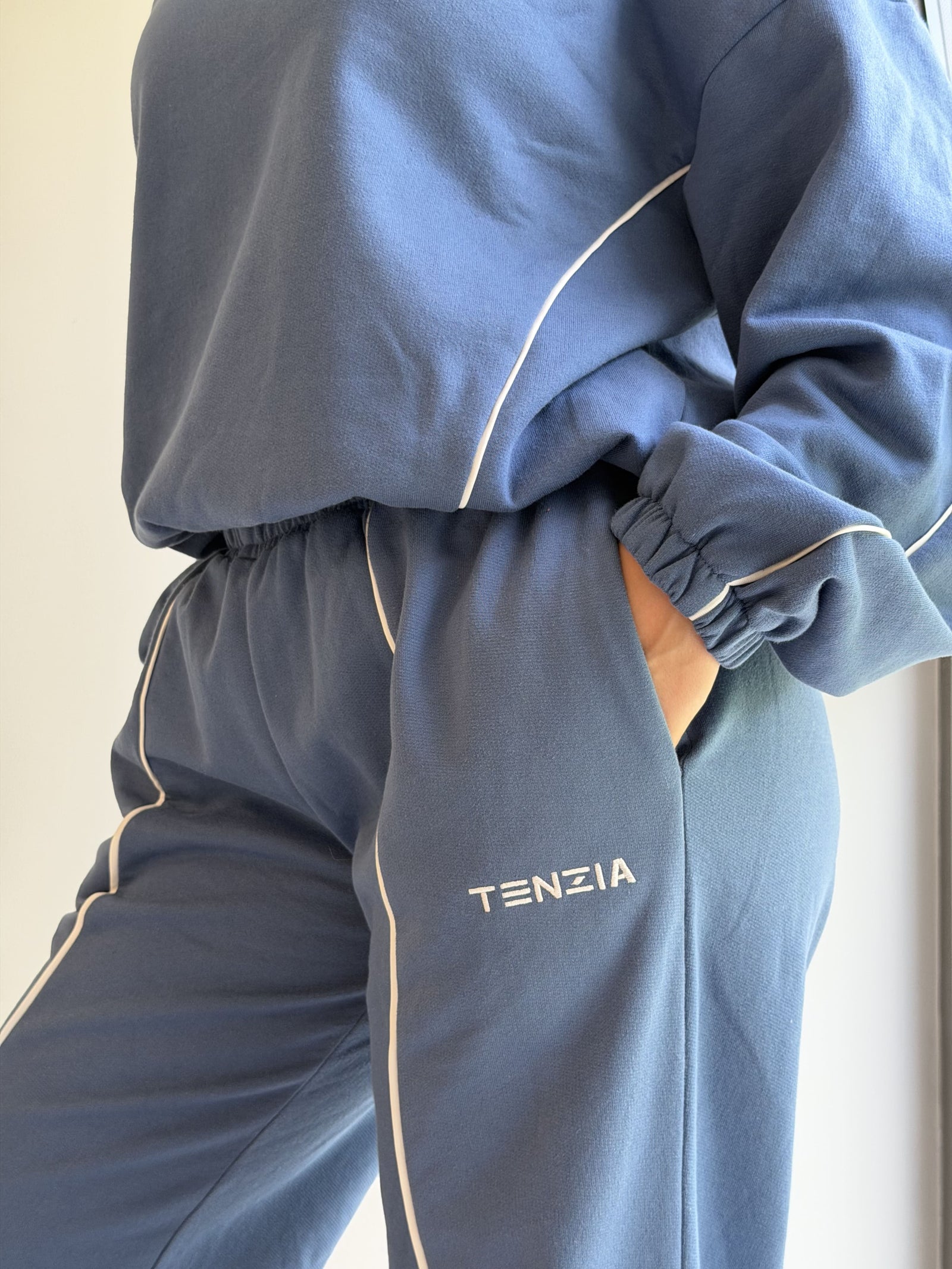 Trenerka Street to Fit Moonlight Blue