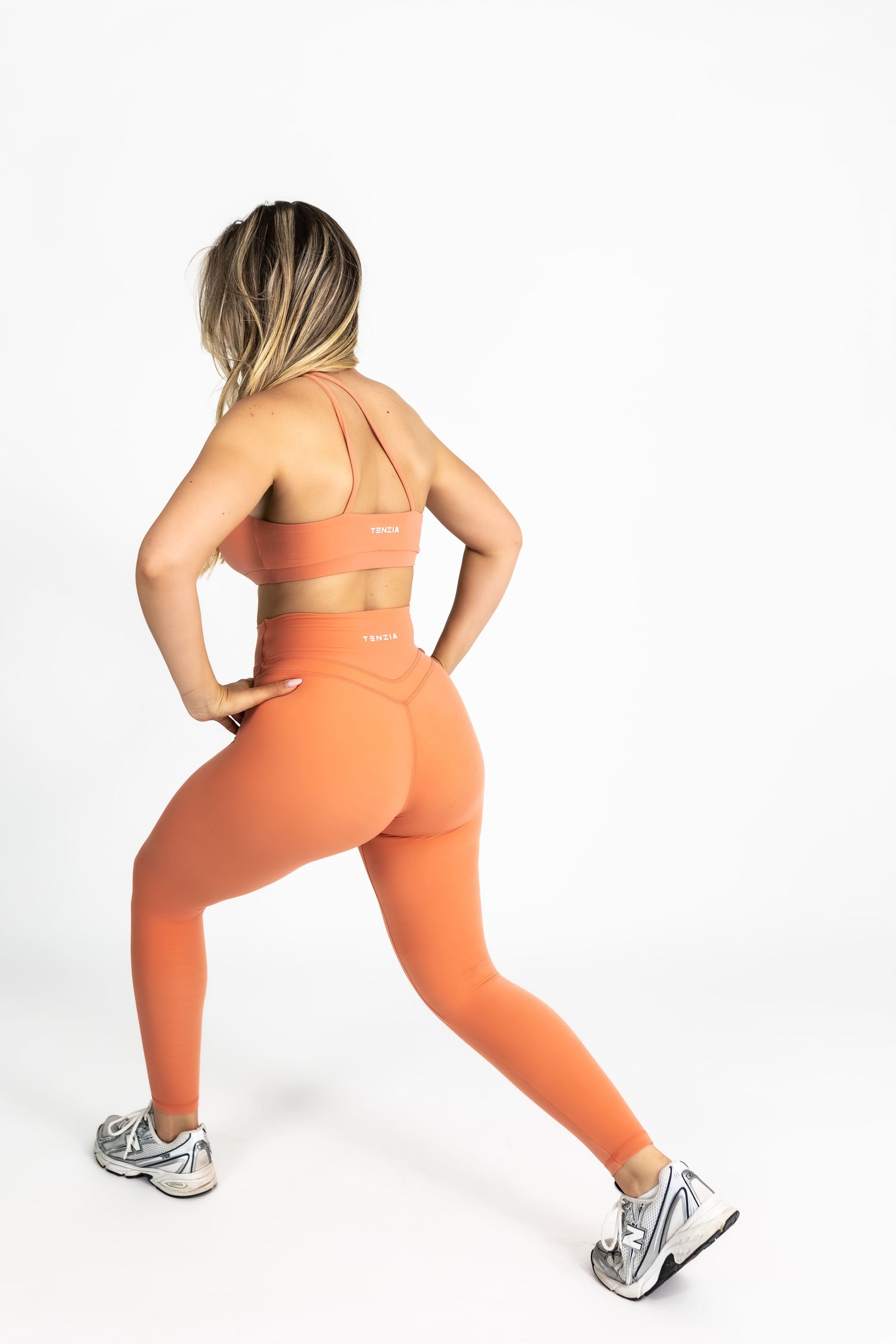 Helanke Core Essentials Flame Peach