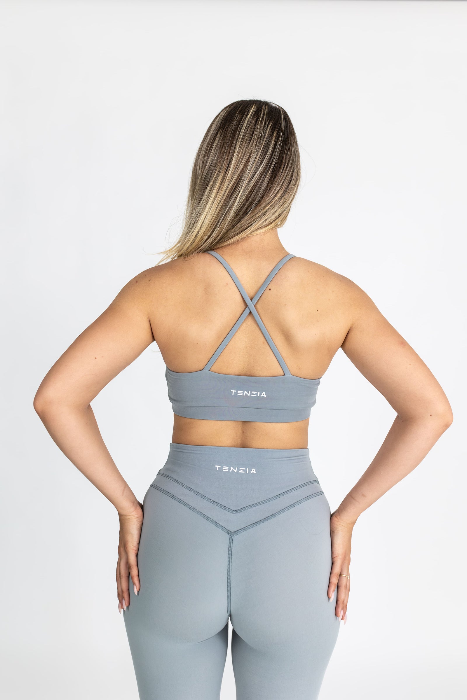 Kratak Top Core Essentials Cloud Grey