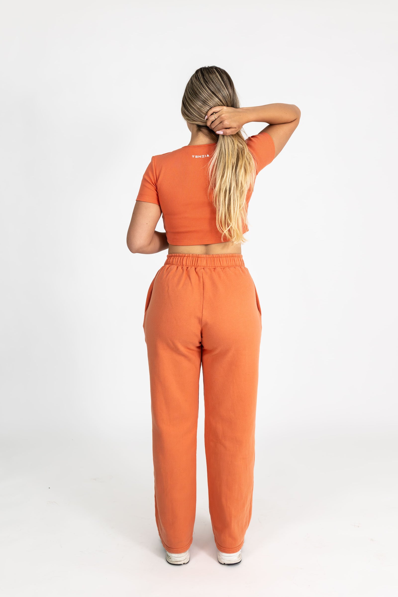 Trenerka Street to Fit Flame Peach