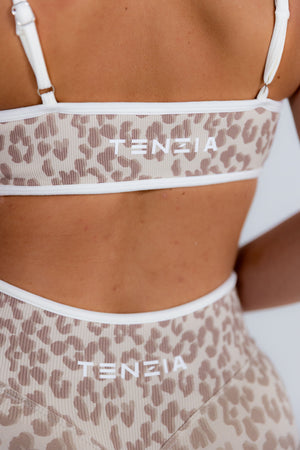Body Fit Leo Top